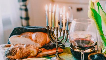 中方表态不到24小时，日本拒绝对华加税，用3个字向特朗普解释