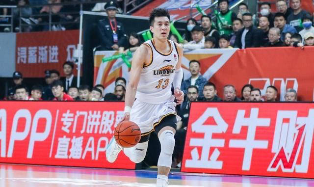 CBA动态：广州未注册郭艾伦，赵继伟送祝福，考辛斯出战超三