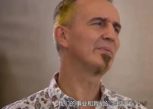 他们那么幸福恩爱,怎么突然离婚了……