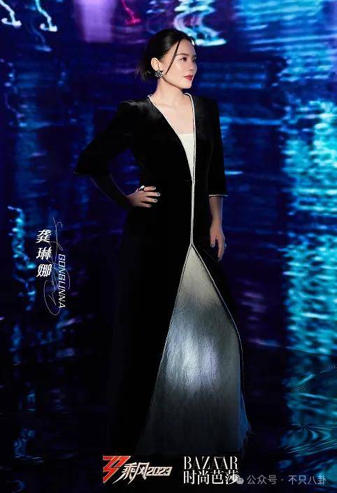 他们那么幸福恩爱,怎么突然离婚了……