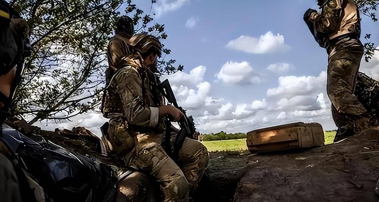 14个旅随时被灭,乌又开辟新战线,五大困难出现德媒预见最终结局