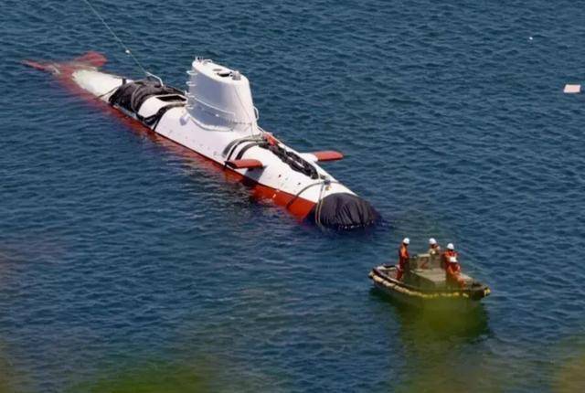 台海水下冒出一大家伙,岛内疾呼,这是对抗解放军的“法宝”