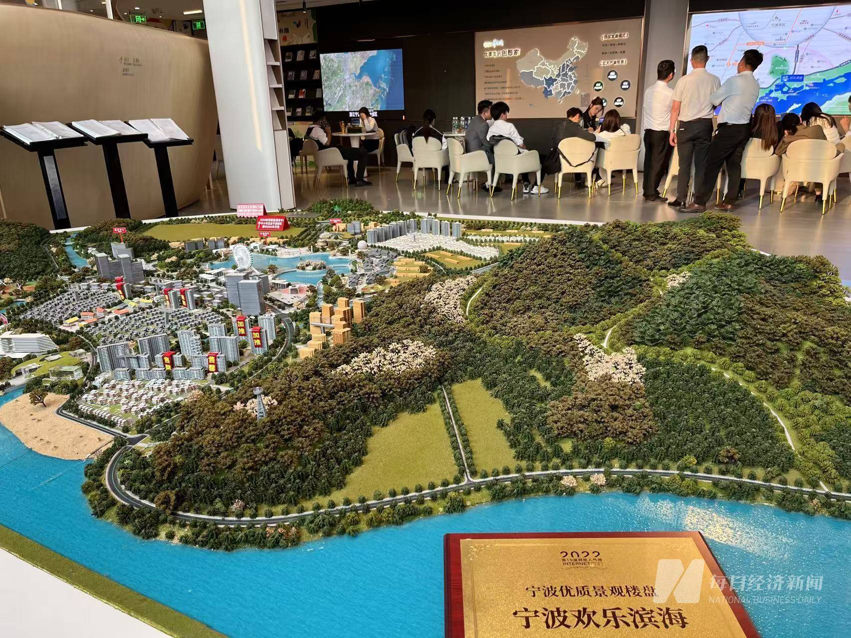 独家|恒大烂尾楼另类交房调查:开发商无力续建,当地政府推进“异地换房”