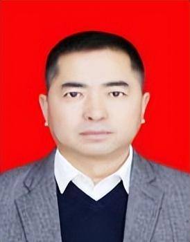 曾被两次处分，许玉红主动投案