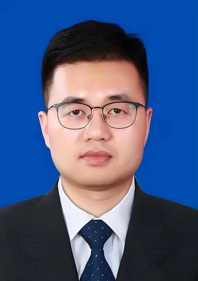 “80后”王萍萍,“85后”王飞、夏丹,拟履新