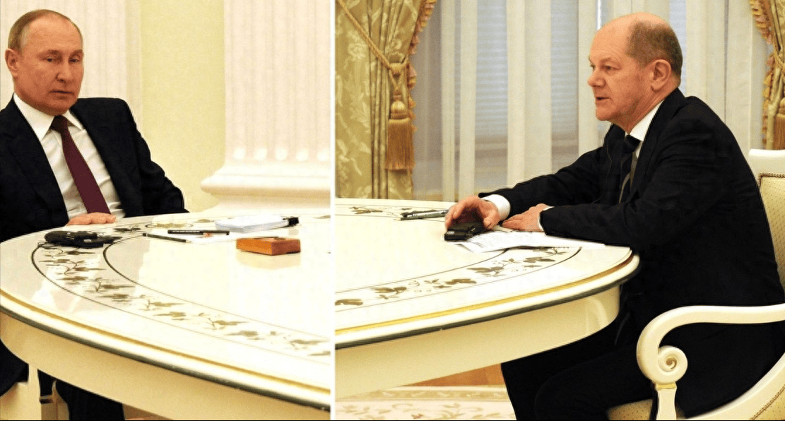 泽连斯基竟当众失控，大骂朔尔茨？关键时刻，德国放话绝不惯着