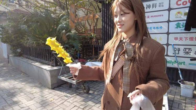 开了15年突然火了!有人排队4小时!“泼天的富贵”让老板也有点“懵”...