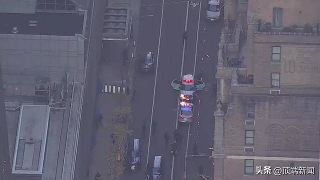 突发!胸部中弹,4万亿巨头高管在纽约市中心遇刺身亡,年仅50岁!蒙面凶手连开数枪,警方称是针对性袭击