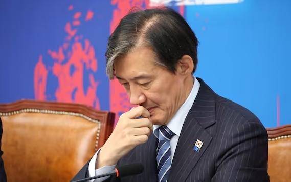 被弹劾下台前,尹锡悦先断在野党“一臂”,把文在寅亲信送进监狱