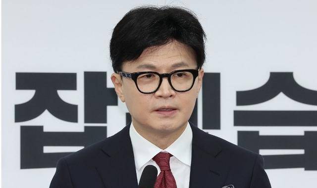 被弹劾下台前,尹锡悦先断在野党“一臂”,把文在寅亲信送进监狱