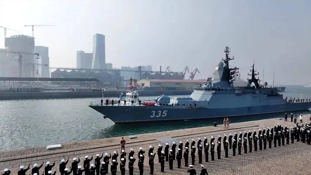 梅德韦杰夫访华震动国际,美国离间计恐再遇挫!中俄关系已成全球稳定基石