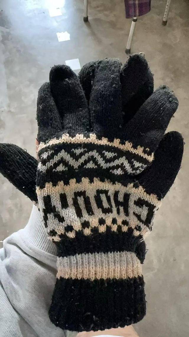 济南一女子,收到去世爷爷20年前买的结婚礼物,网友:泪目了