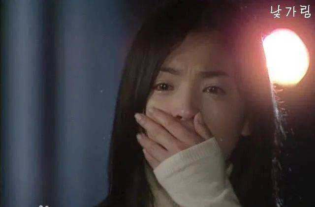 宋慧乔重回大荧幕状态好得出奇,从清纯美少女到知性御姐,一起看看她的演艺之路吧!