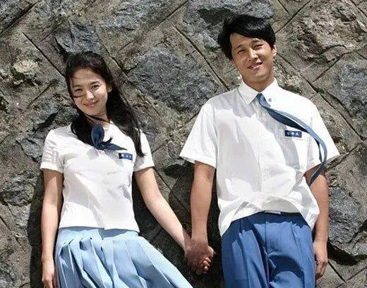 宋慧乔重回大荧幕状态好得出奇,从清纯美少女到知性御姐,一起看看她的演艺之路吧!