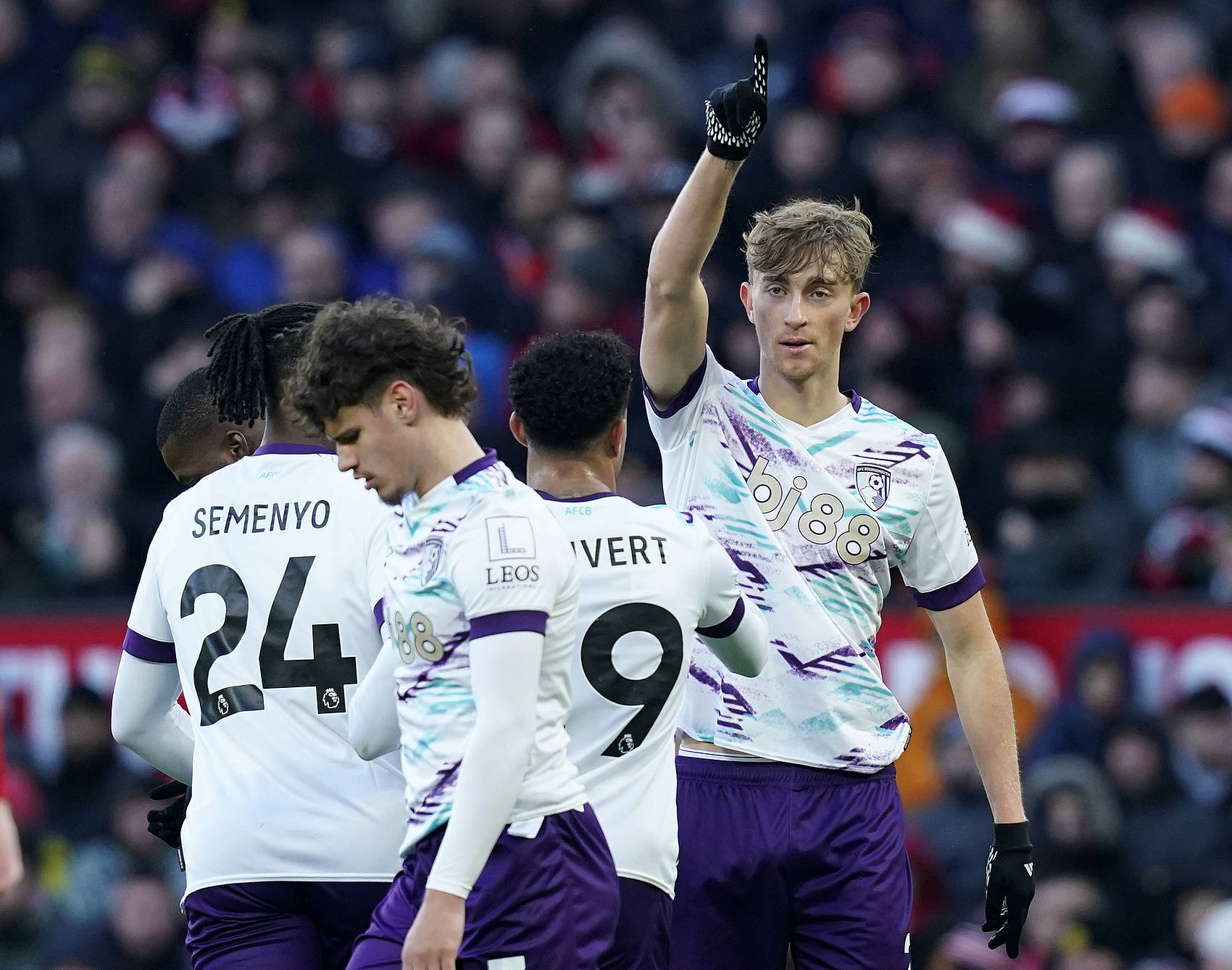 英超-加纳乔失单刀红魔3分钟丢2球 曼联0-3伯恩茅斯