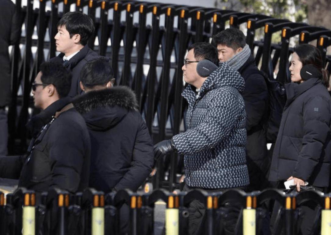 3000警力围攻龙山官邸!尹锡悦与法律的背水一战,还能坚持多久?