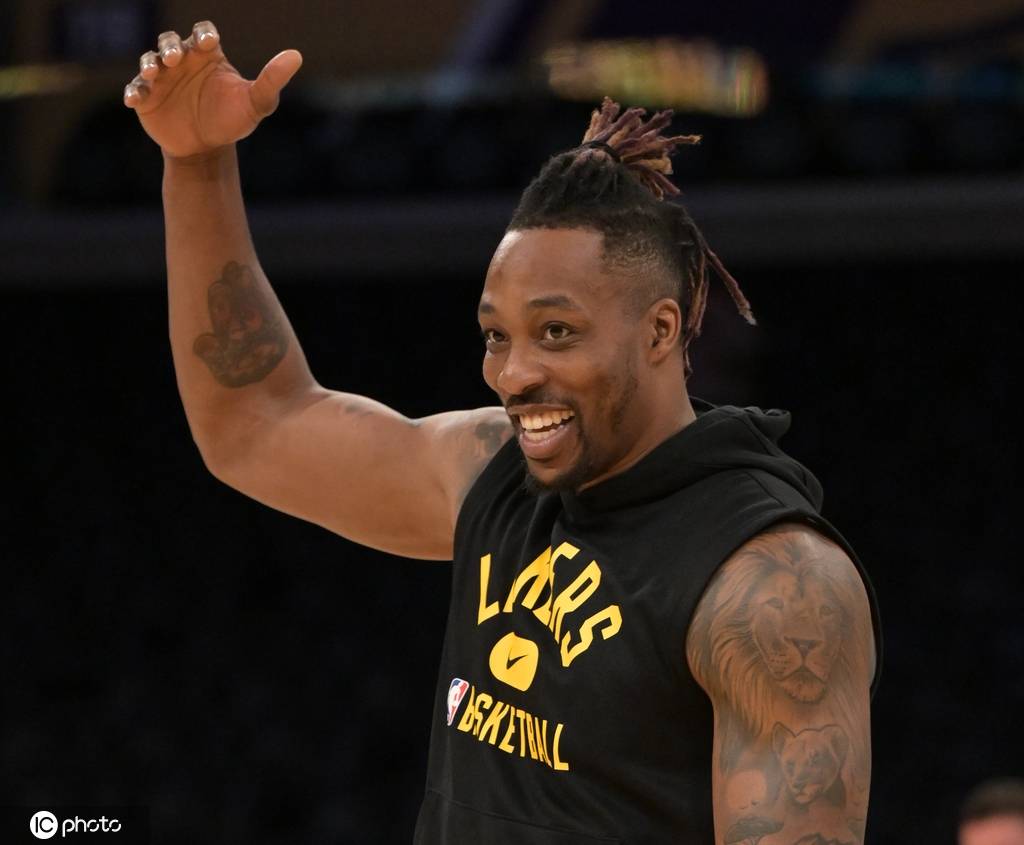 霍华德:给大儿子265万抚养费 其他孩子每月也要一万多