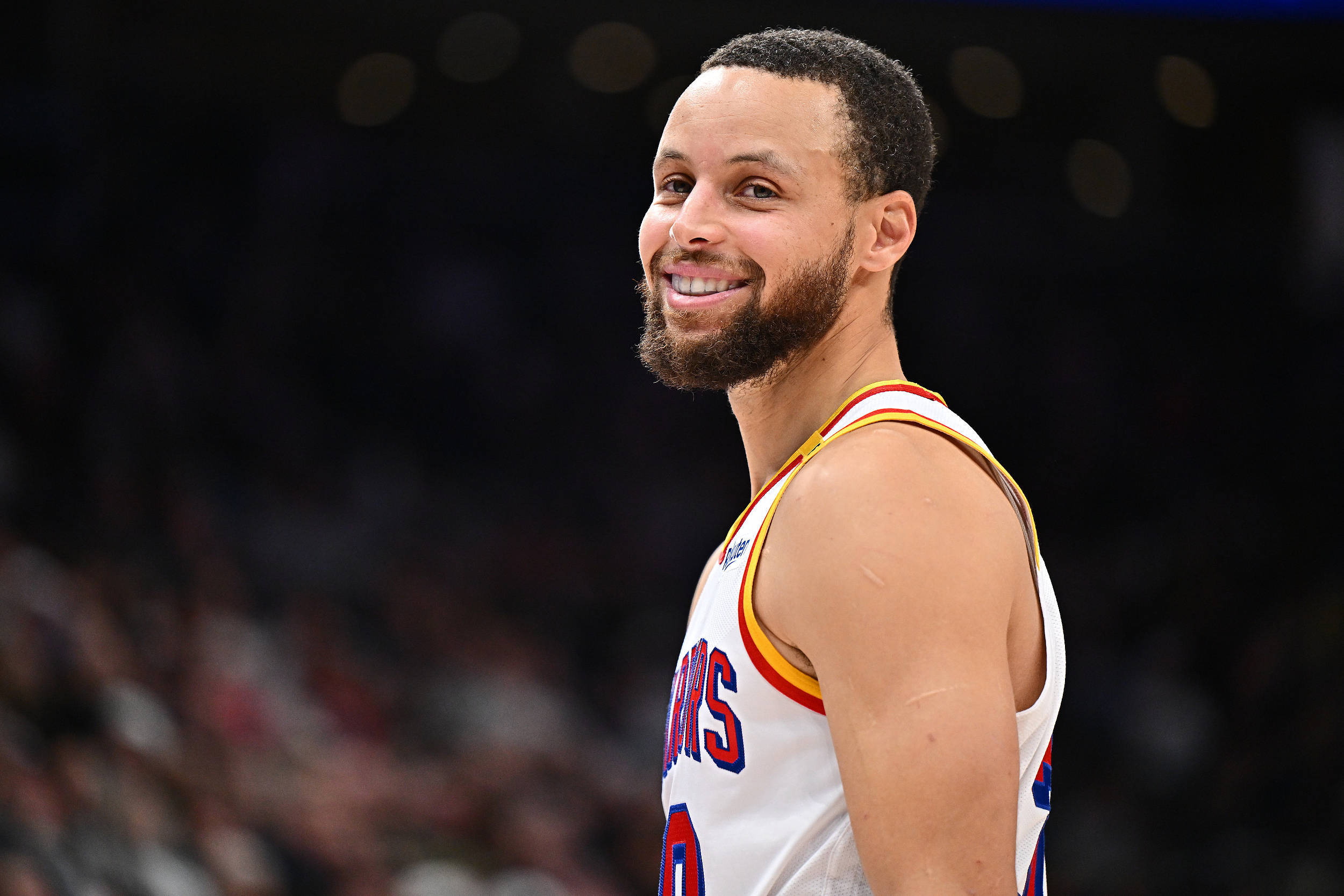 勇士交易巴特勒的动力,是库里那颗不甘平庸的心