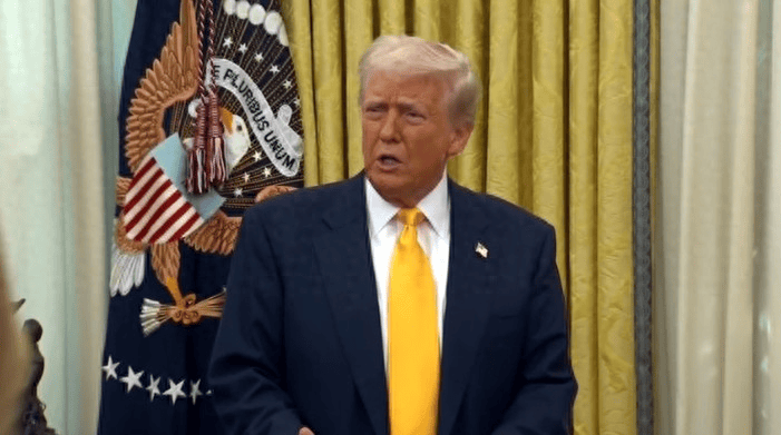 俄军取得重大战果，乌军陷入重重包围，泽连斯基无奈让步！