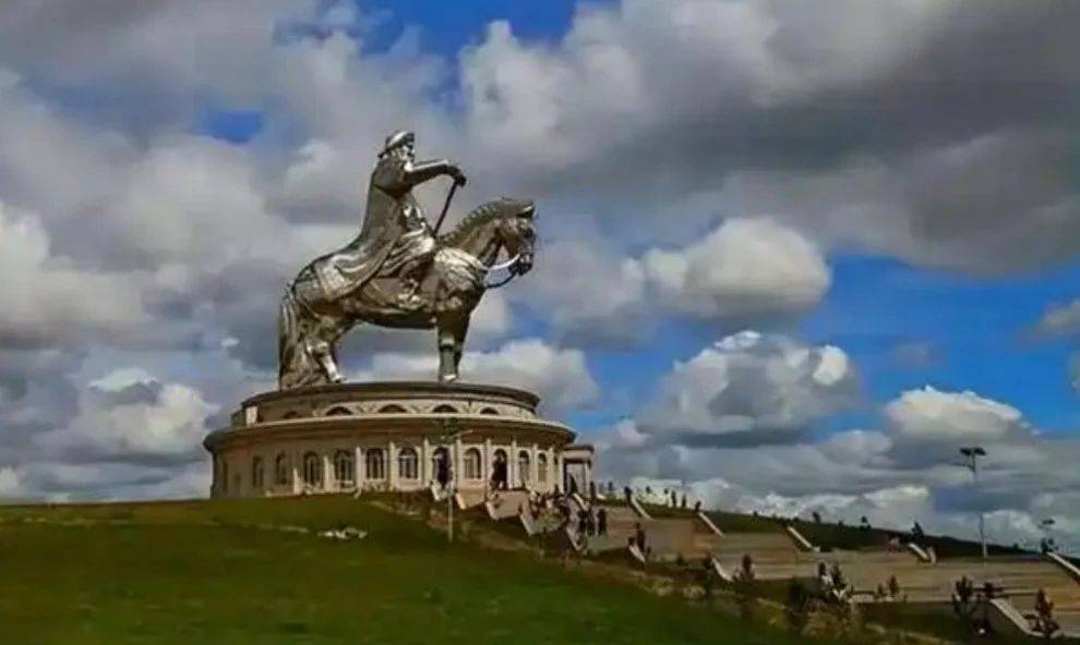 “卖谁都不会卖给中国!”蒙古国将最大铜矿卖给澳洲,还提一无理要求