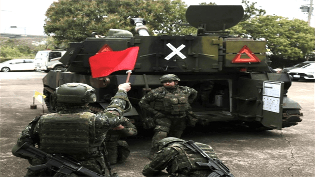 硝烟味弥漫!台退将:不到1分钟,解放军战机就能飞到头顶