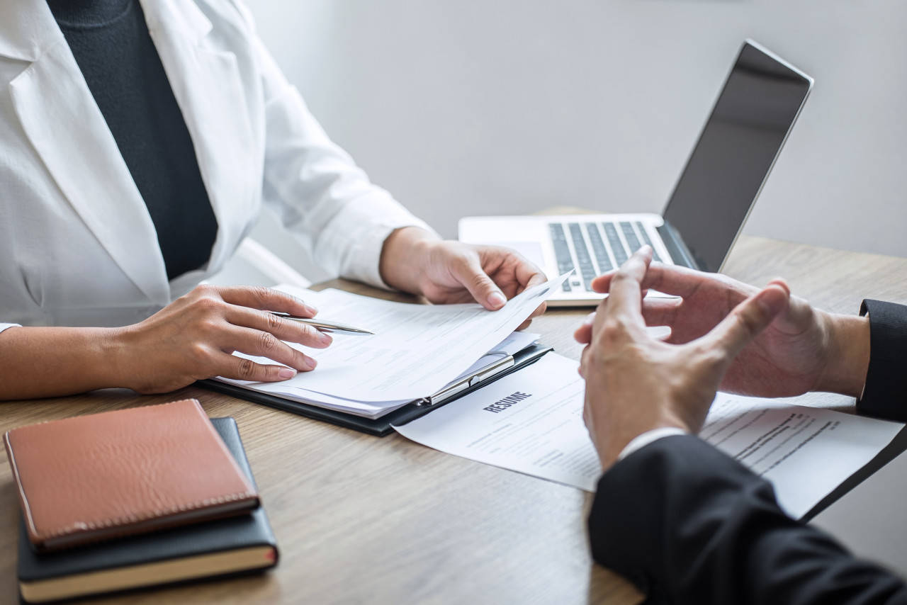 文科生找工作,投了400份简历