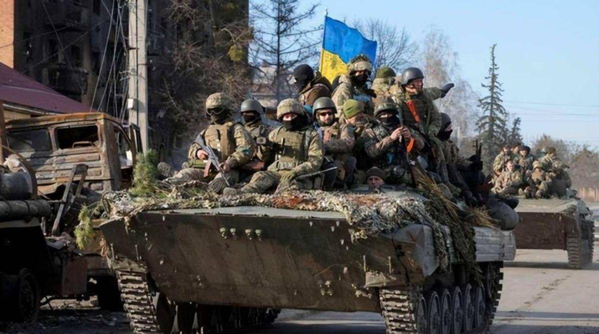 对俄彻底失望？特朗普挂断普京电话，火速点名中国，希望中方主动上门