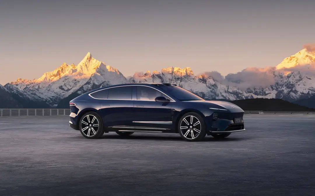 比亚迪卖62.8万元的新车,居然被网友夸性价比很高...