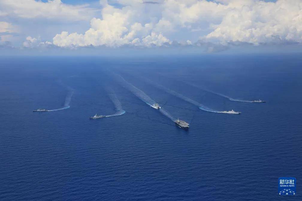 日本公布“山东”舰罕见照片!日台勾结跟踪我军航母,如何隐藏?