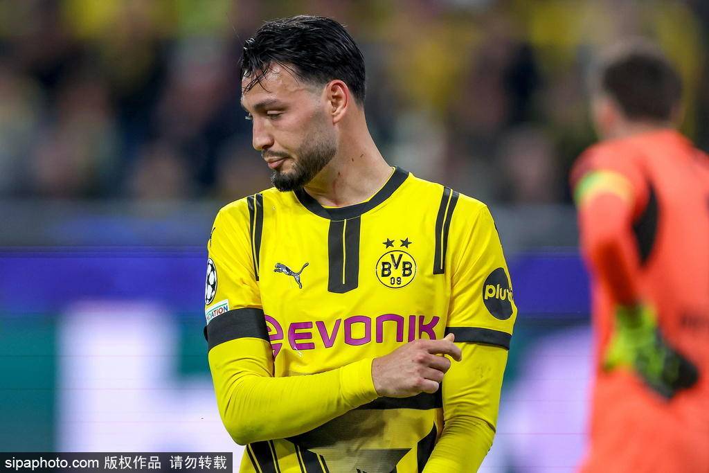 欧冠-吉拉西帽子戏法难救主 巴萨总分5-3多特晋级4强