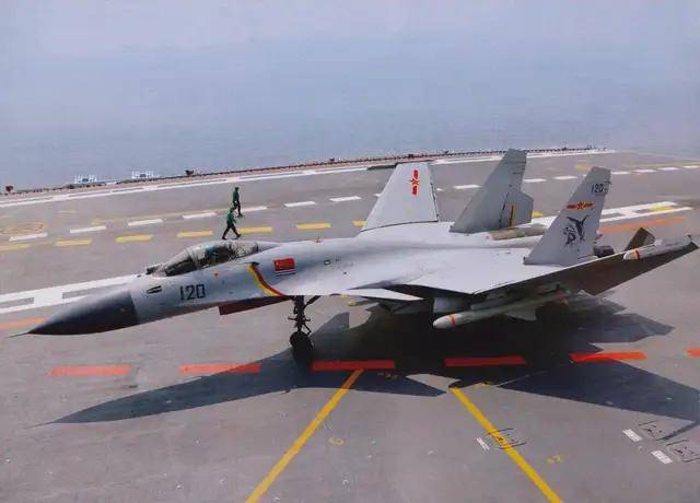 这是能看的?央视纪录片歼-15“布满马赛克”,将发挥何种作用?