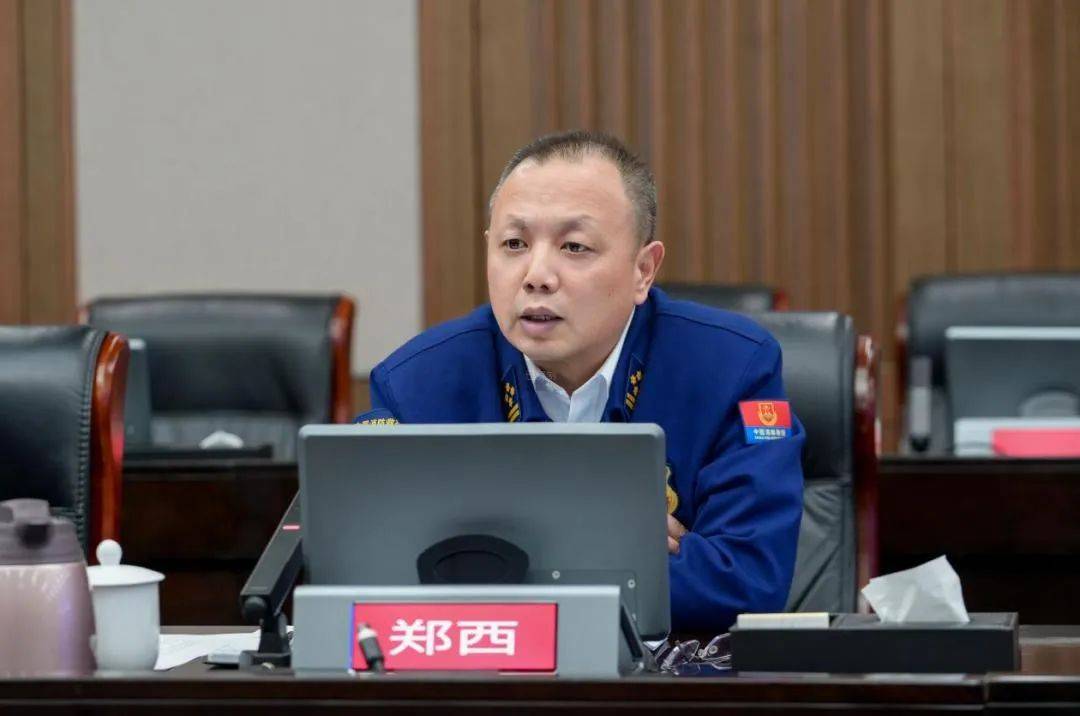 湖南消防总队长郑西，主动投案