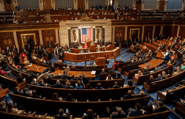 60票对25票,美国最新表决揭晓,中美一旦交手,结局难逃8个字