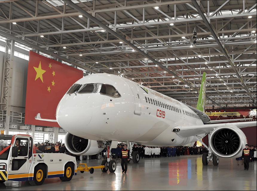 波音CEO对中国撂下狠话,转头就把市场拱手相让,迷之操作把空客都整懵了