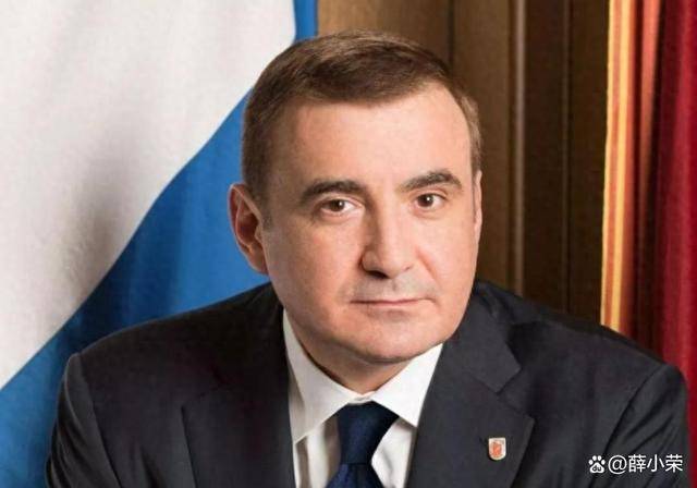 当了25年总统，普京首次全球公开：考虑找接班人但要满足三个条件