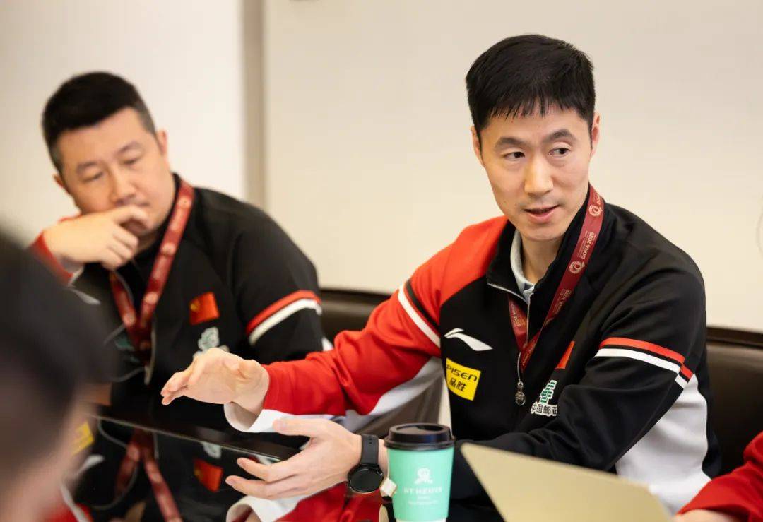 王楚钦球拍受损，国乒提出抗议，最新回应来了！