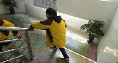 苏炳添来了都得吃剩饭，最近爆火的“高中生抢饭”看得人气血都足了