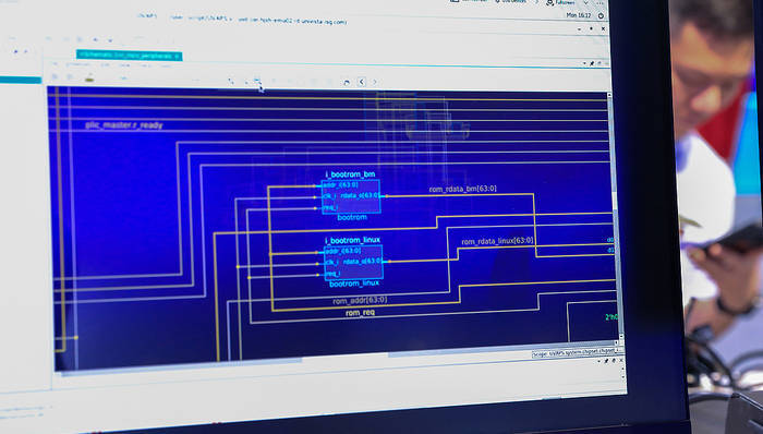 海外三大EDA厂商暂停对华服务，商务部新闻发言人回应