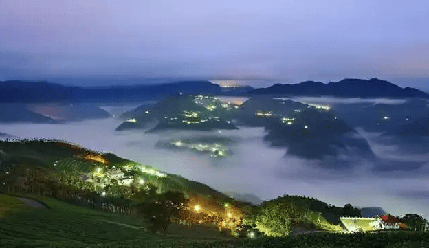 马英九机场发言哽咽,连续13天行程创记录,两岸面临重大关键节点!