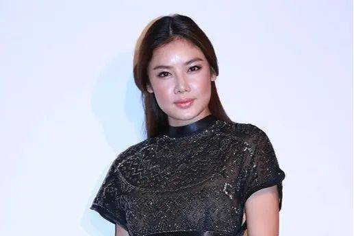 知名女演员宣布：不会再结婚