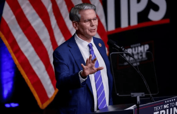 特朗普即将访华,阵容豪华,提前为我国备好大礼,民进党要急