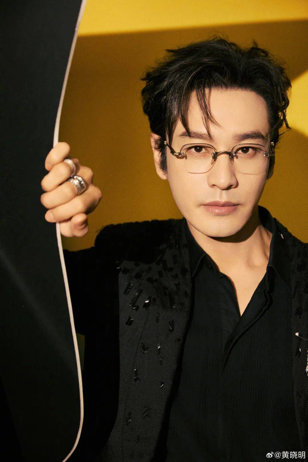 已确认：是知名演员黄晓明！