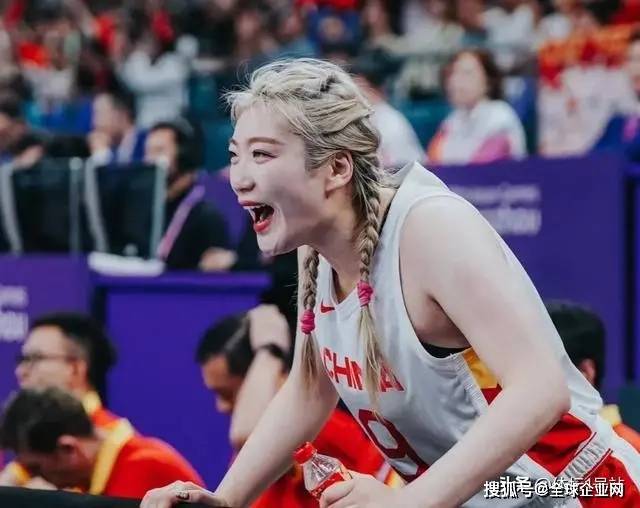 中国女篮亚洲杯奖金:张子宇、王思雨等2万-5万,宫鲁鸣20万