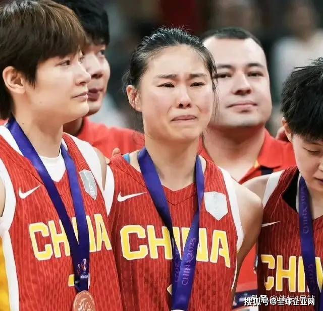 中国女篮亚洲杯奖金:张子宇、王思雨等2万-5万,宫鲁鸣20万