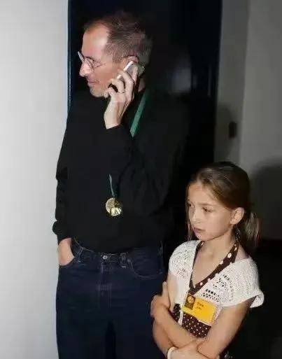 乔布斯27岁小女儿花半亿嫁马术奥运冠军，当模特合作LV，与谷爱凌是闺蜜