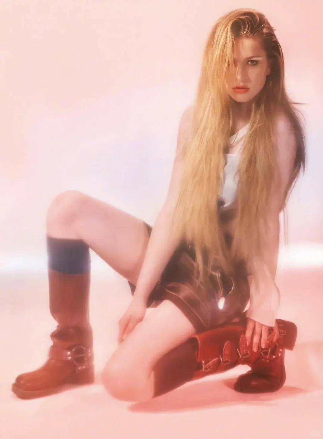 乔布斯27岁小女儿花半亿嫁马术奥运冠军，当模特合作LV，与谷爱凌是闺蜜