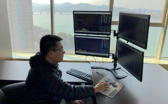 做期货,他从20万到8000万!转战A股,一只票浮盈超4亿!