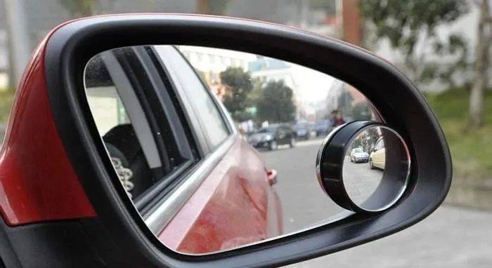 “刚走出去不到一分钟就出事”，一家五口1死4伤！家属最新发声