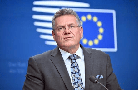 欧盟制裁我国银行,报应很快来了,中国对等回击,给全球上了一课