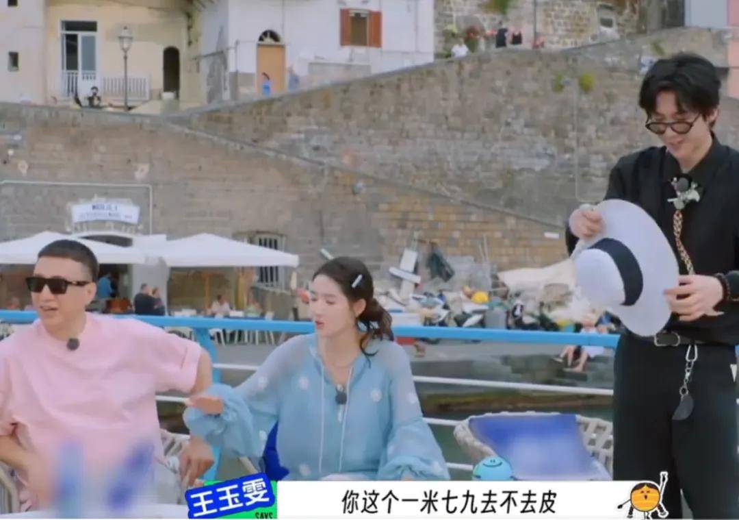 “耿直”的95小花王玉雯火了,被评“活人感好重”